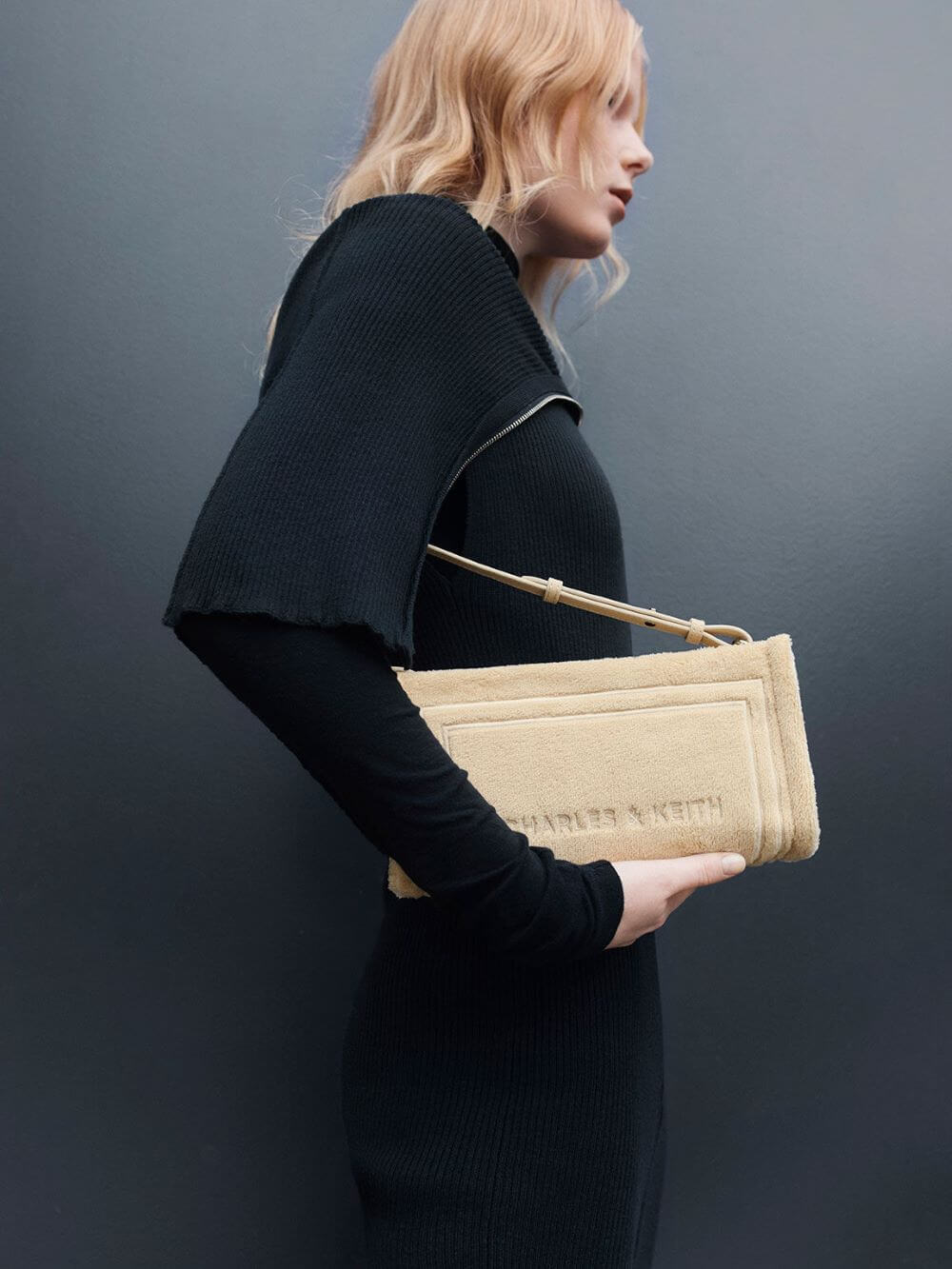 Women’s Loey textured shoulder bag - CHARLES & KEITH