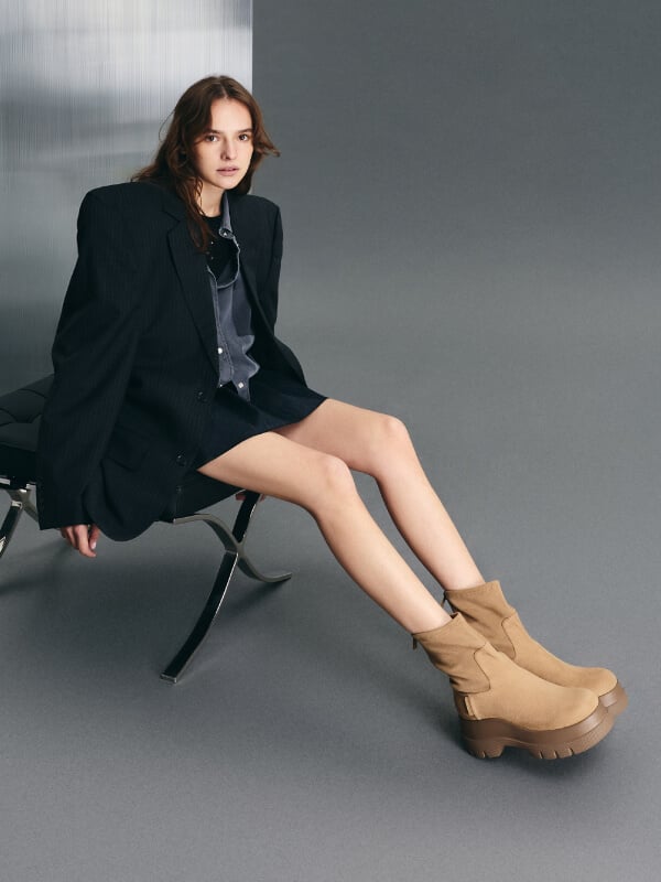 Women’s camel Leoi back-zip chunky ankle boots - CHARLES & KEITH