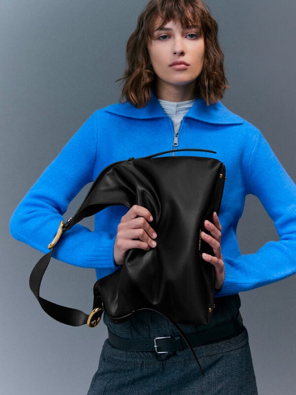 Women’s Aislin hobo bag in black - CHARLES & KEITH