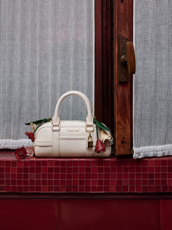 Cream Scottie Bowling Bag - CHARLES & KEITH