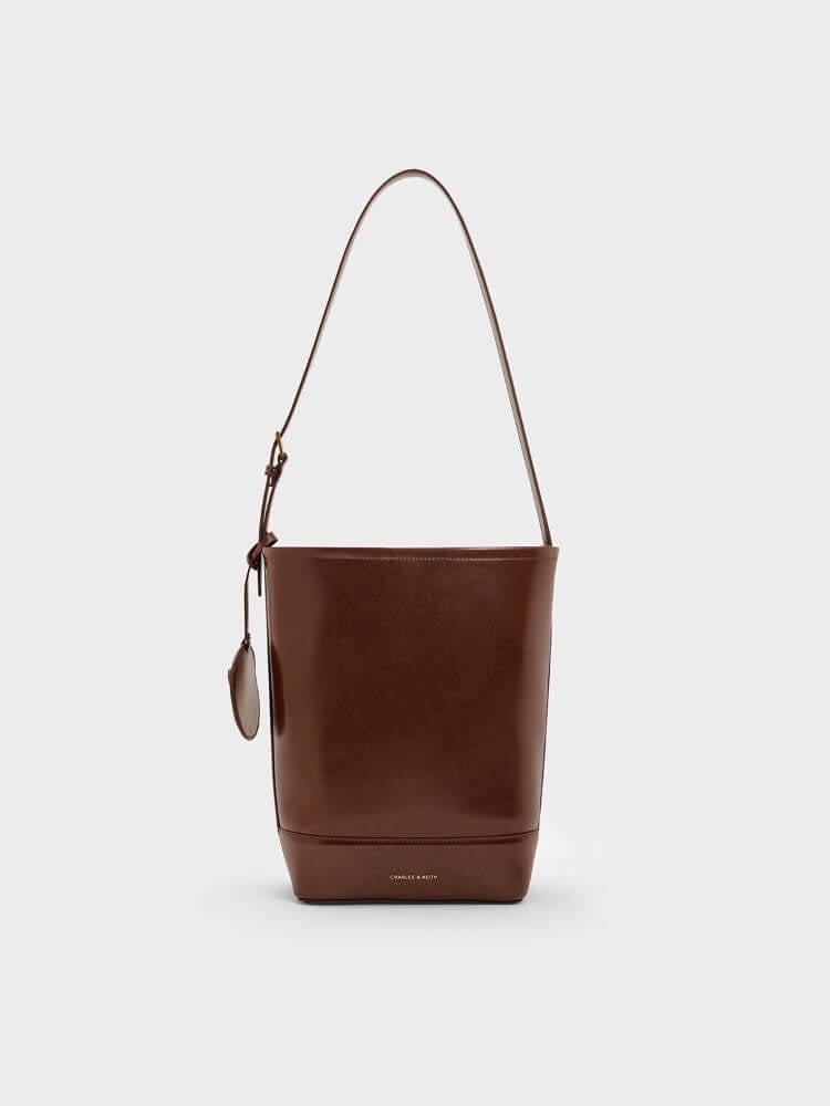 Women’s Elspeth croc-effect chain-link shoulder bag in black, maroon and cream