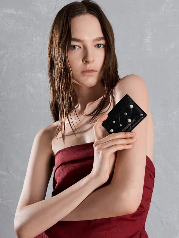 Black Janie Pearl-Embellished Quilted Card Holder - CHARLES & KEITH