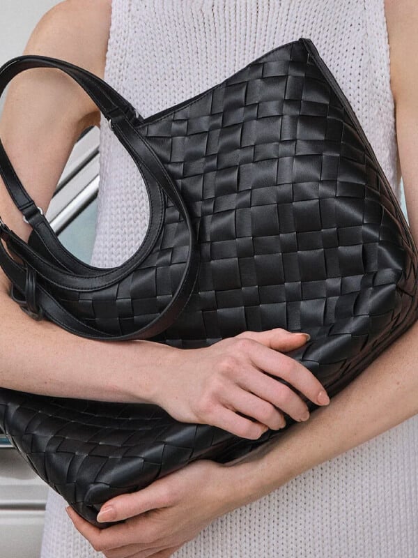 Noir Ivette Woven Tote Bag - CHARLES & KEITH