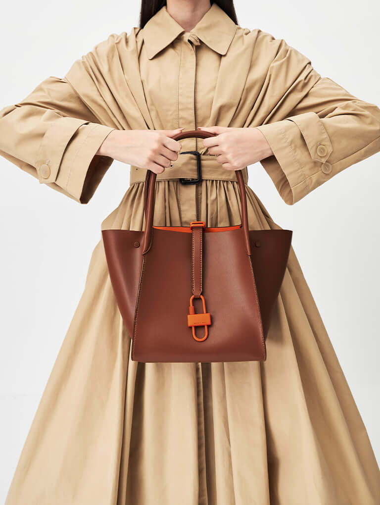 – CHARLES & KEITH
