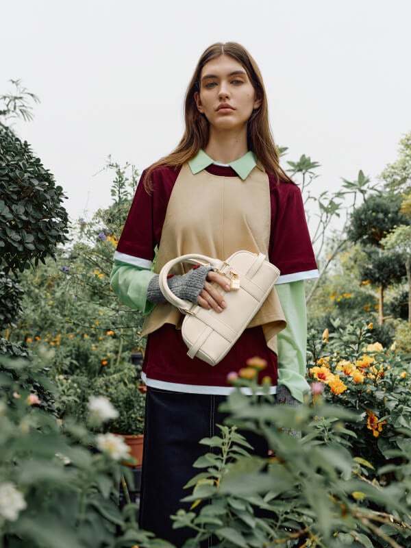 Women’s Scottie bowling bag in cream - CHARLES & KEITH