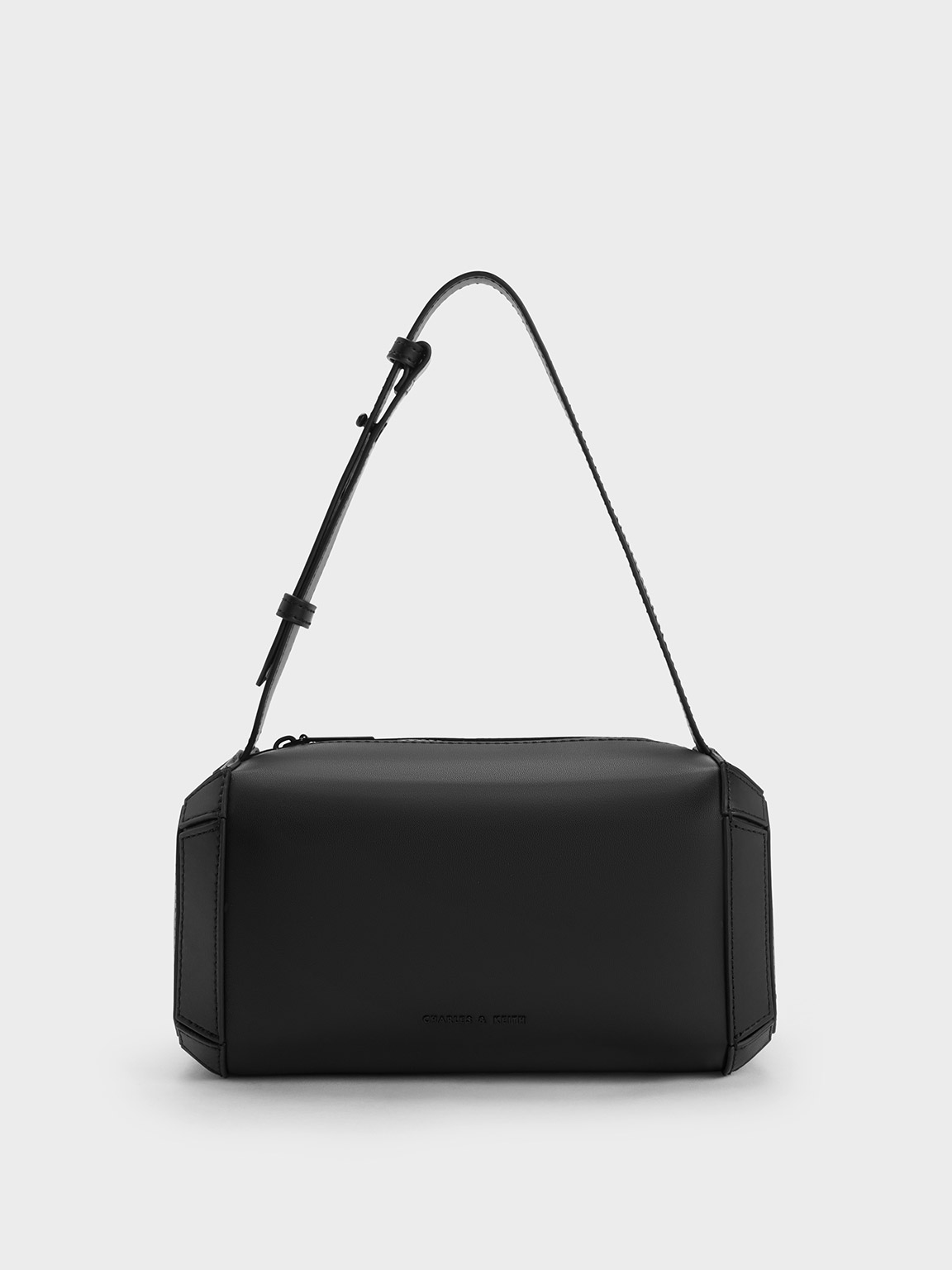 กระเป๋าสะพายไหล่ Black Geometric Boxy Shoulder Bag CHARLES & KEITH TH